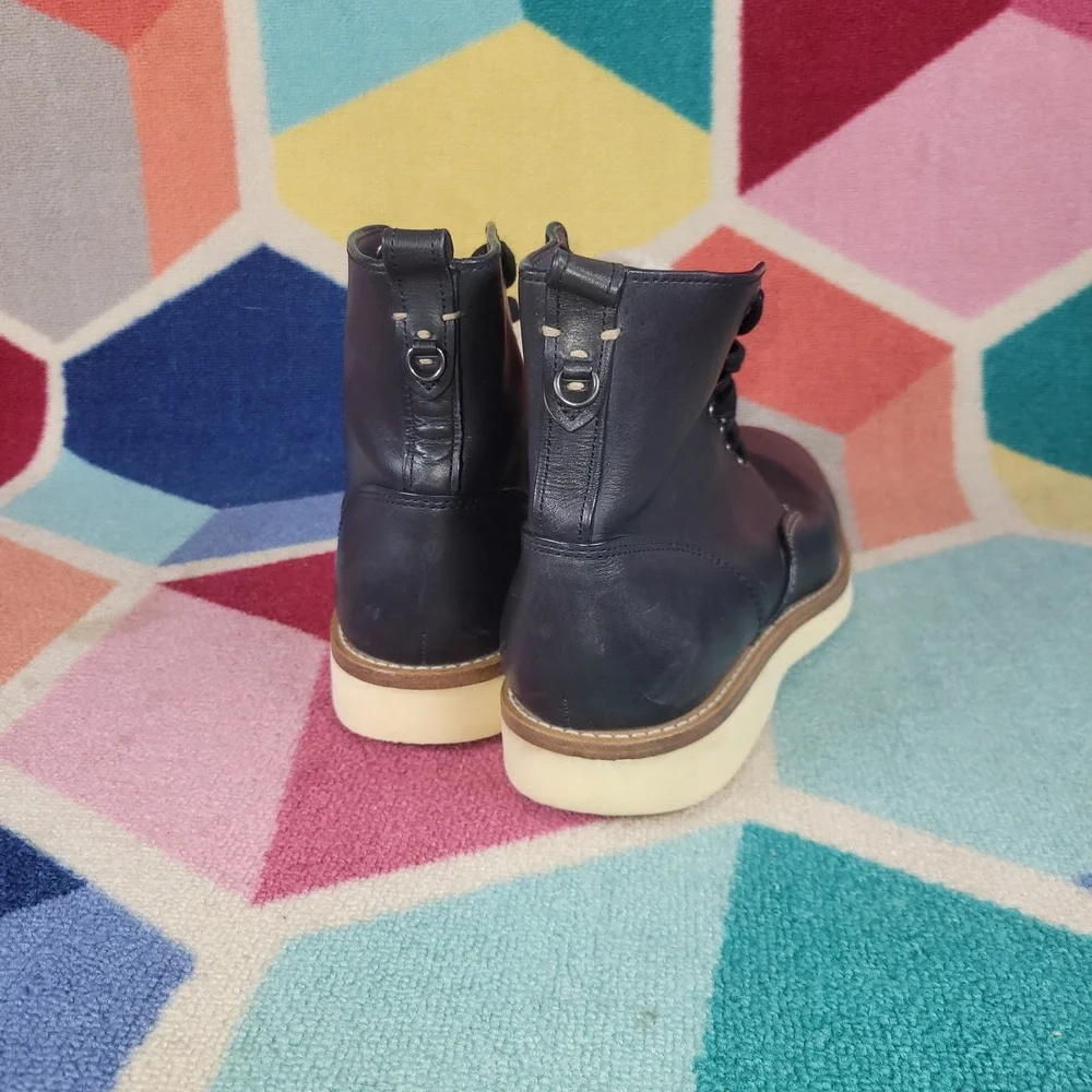 N/A rugged black